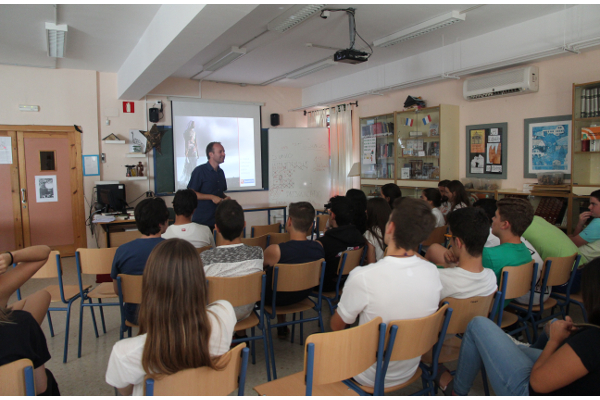 charla vicente ferrer 1