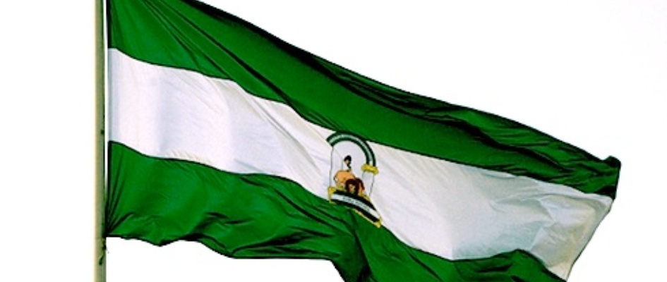 la-verde-y-blanca-bandera-andalucia