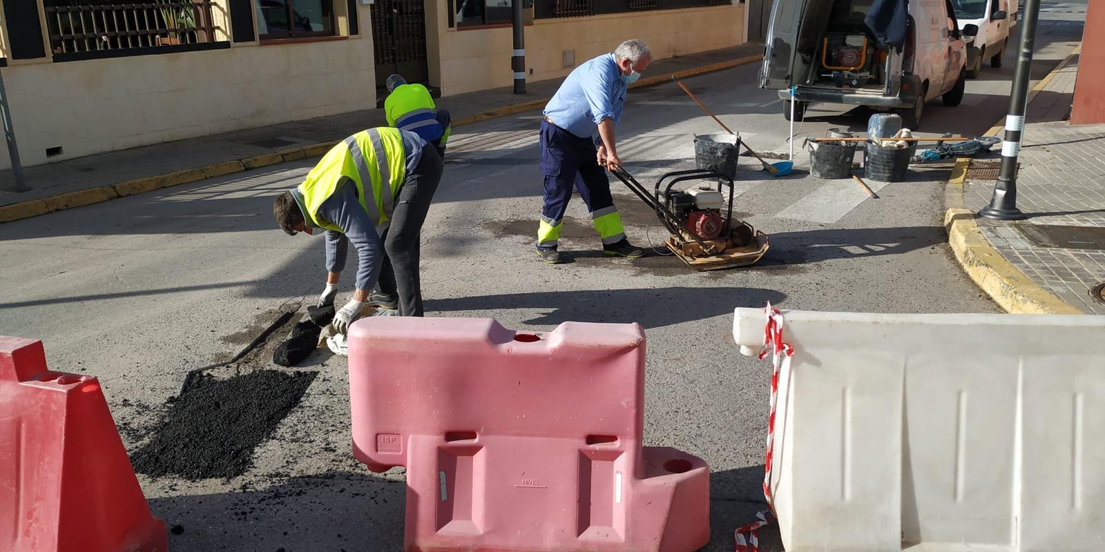 reparaciones en la via publica